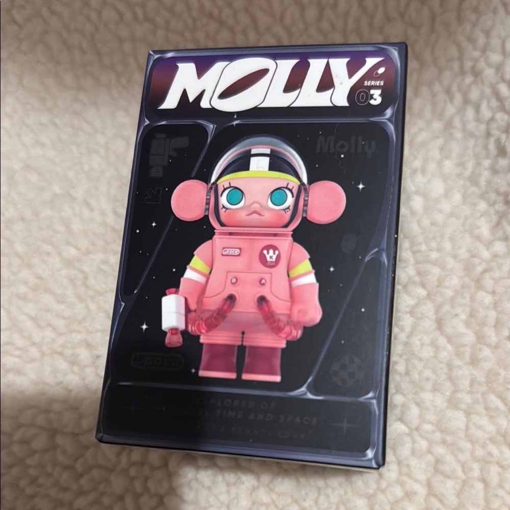 Molly Series 3 Astronaut Figure